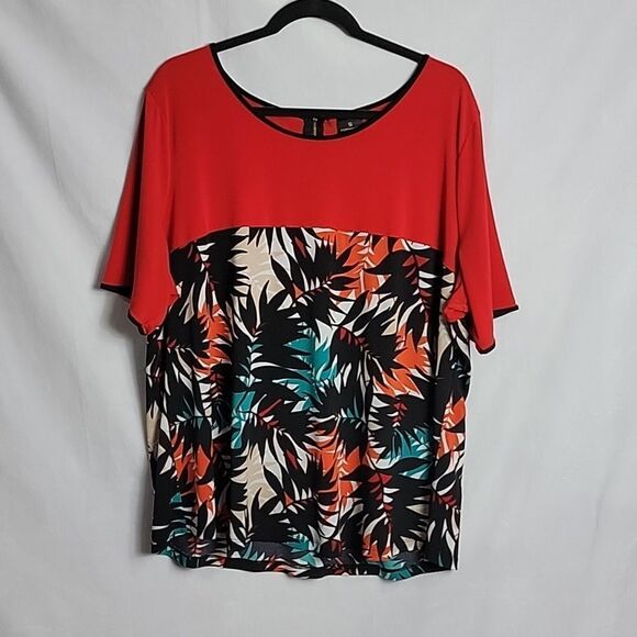 🖤5/$20🖤 WORTHINGTON WOMAN.. red, black top.. - Picture 1 of 11